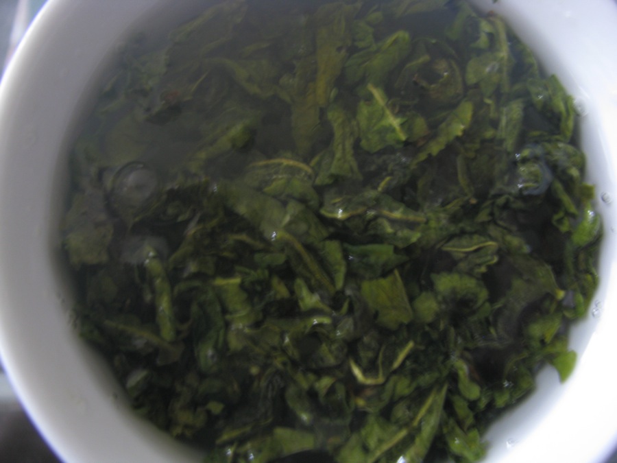 31 cups of oolong tea