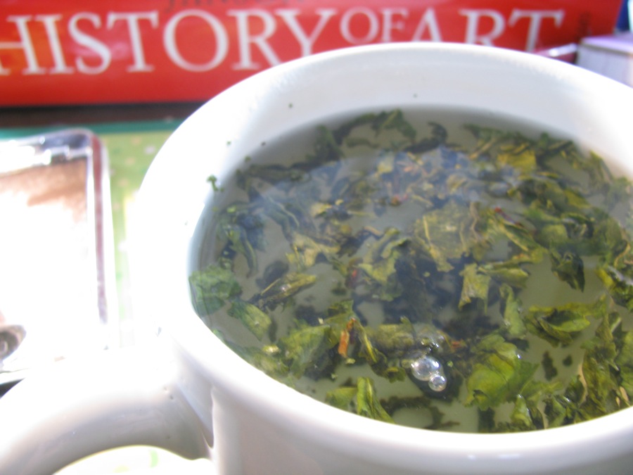 31 cups of oolong tea